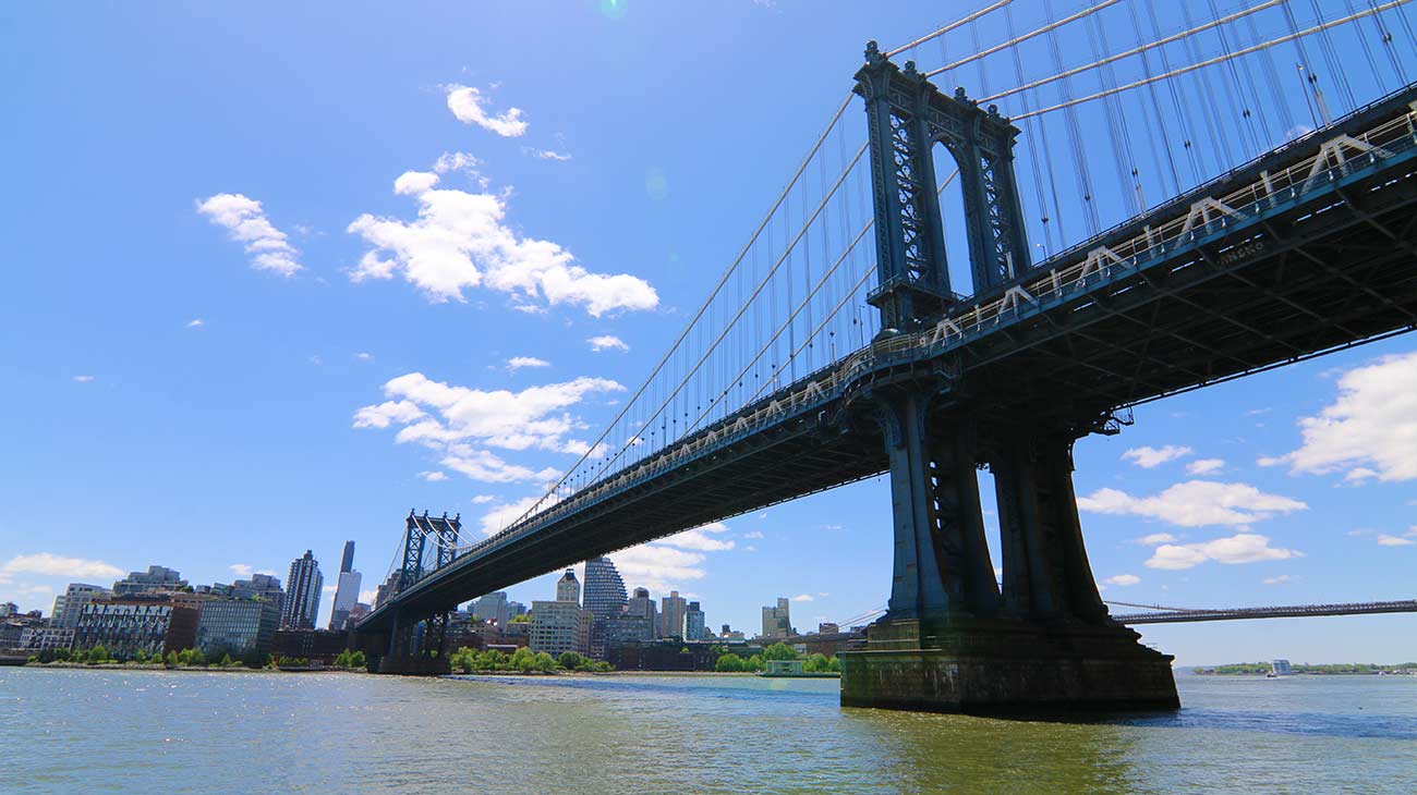 Each New York Harbor Cruise passes underneath the Manhattan Bridge
